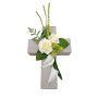 Arrangement de rose, de calla et de houblon artificiel LONNE, croix de plantes, blanc-vert, 35x18x10cm