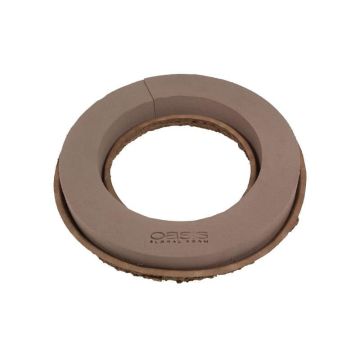 OASIS® Mousse florale humide en forme de couronne, NatureSource 20 % de matières premières biosourcées, coupe en papier recyclé Biolit, brun, 5,5cm, Ø39cm OASIS® Mousse florale humide en forme de couronne, NatureSource 20 % de matières premières biosourcées, coupe en papier recyclé Biolit, brun, 5,5cm, Ø39cm