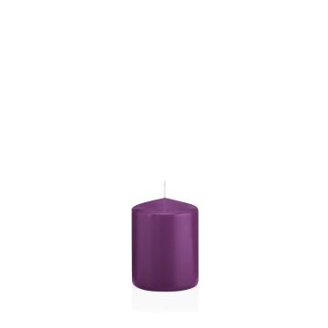 Bougie pilier MAEVA, violet, 8cm, Ø6cm, 29h - Made in Germany