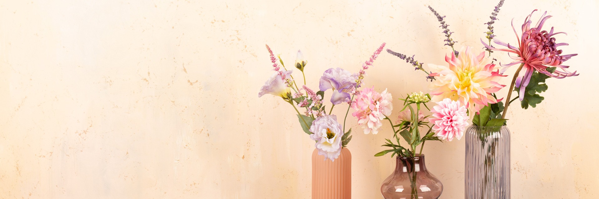 Fleurs artificielles authentiques