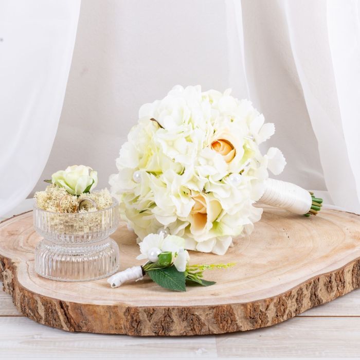 tous les bouquets de mariage selon souhaits du client