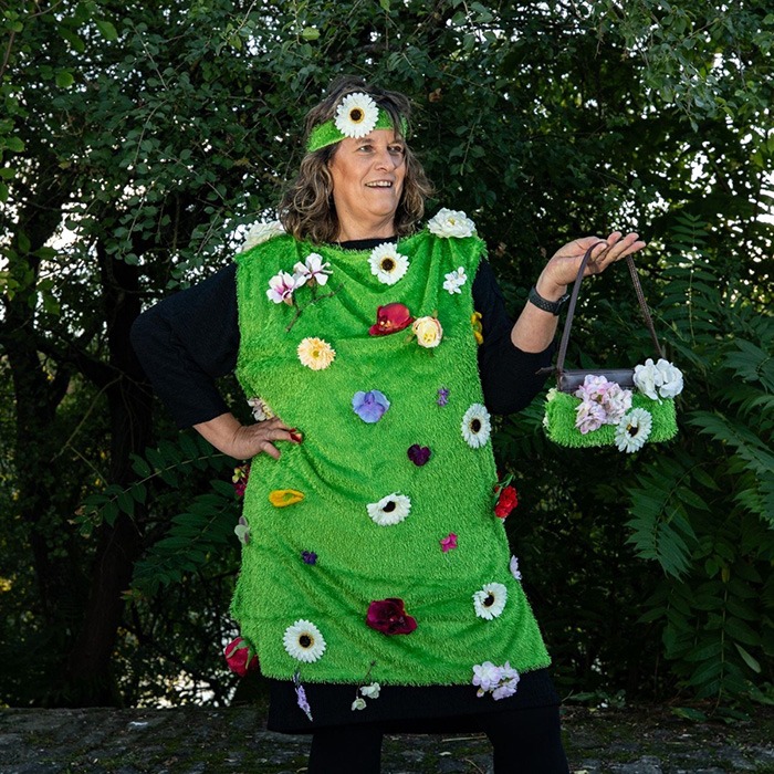 Costume de carnaval - Kerstin invite à cueillir des fleurs